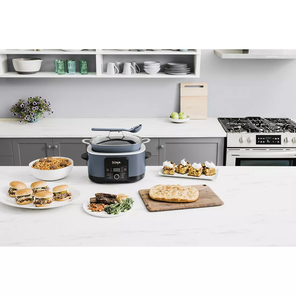 Ninja Foodi PossibleCooker PRO, Versatile 8-in-1 Cooker